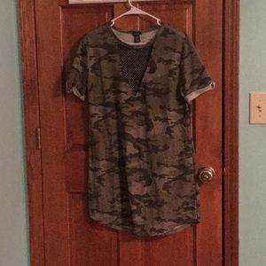 Camo print v-neck crochet t-shirt dress